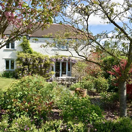 Munden House Guest House Sherborne  Exterior photo